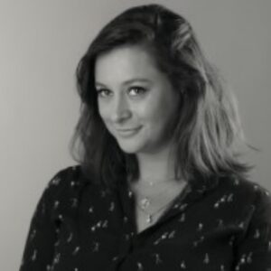 Portrait freelance de la semaine : VICTORIA JOB, L’ÉMOTION MAÎTRISÉE DU LUXE CONTEMPORAIN