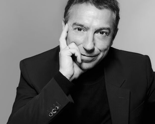 Riccardo Bellini : L’Homme qui Murmure à l’Âme de Valentino